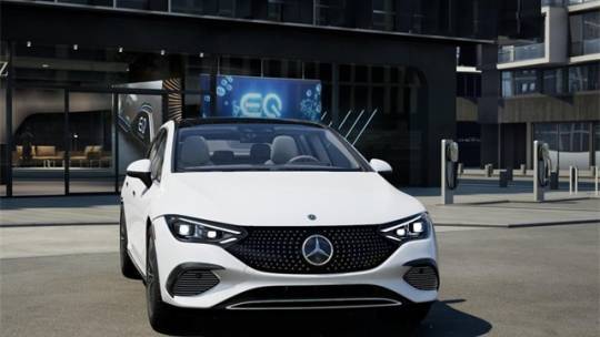 2025 Mercedes EQE Sedan W1KEG1CB5SF063931