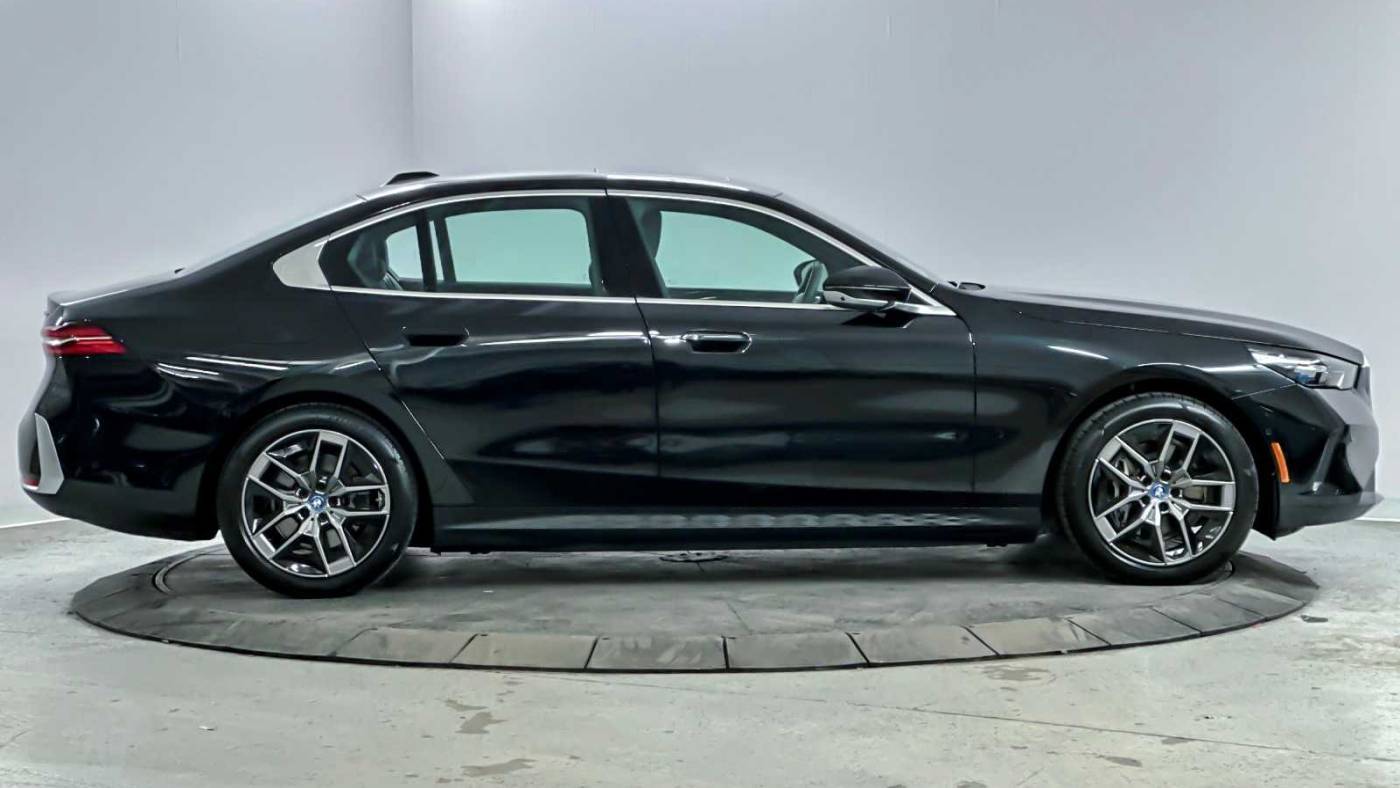 2024 BMW i5 WBY33FK0XRCS03265