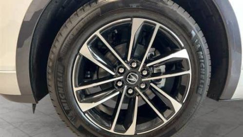 2024 Acura ZDX 4W5KHNRLXRZ508676