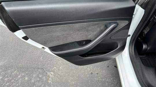 2021 Tesla Model 3 5YJ3E1EC1MF935977