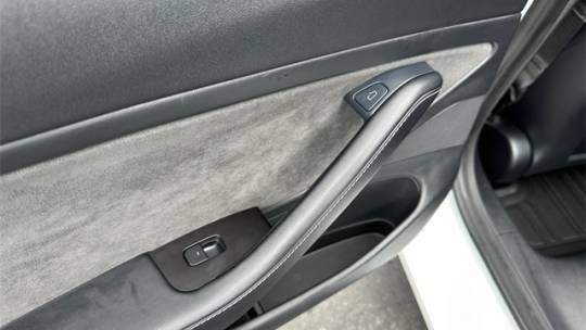 2021 Tesla Model 3 5YJ3E1EC1MF935977