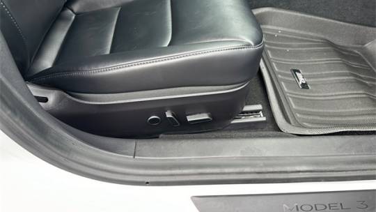 2021 Tesla Model 3 5YJ3E1EC1MF935977