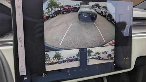 2022 Tesla Model X 7SAXCBE60NF344681