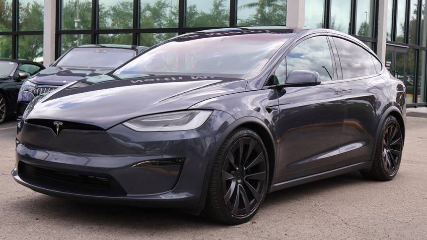 2022 Tesla Model X 7SAXCBE52NF334144