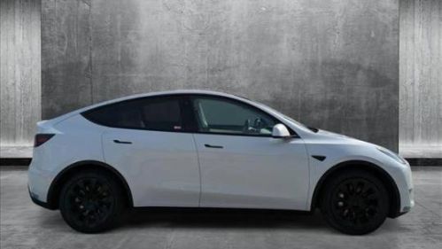 2021 Tesla Model Y 5YJYGDEE2MF161998