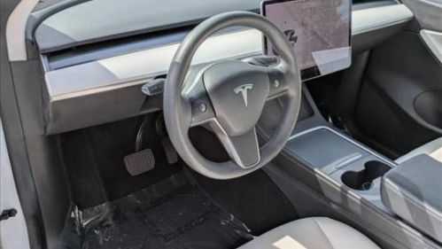 2021 Tesla Model Y 5YJYGDEE2MF161998