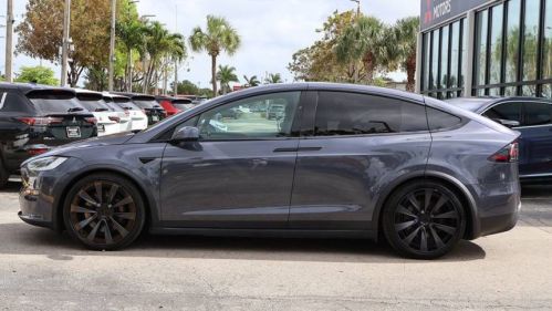 2022 Tesla Model X 7SAXCBE52NF334144