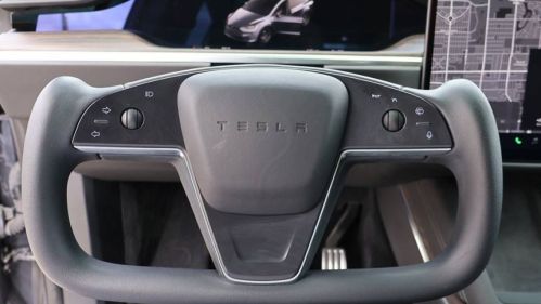 2022 Tesla Model X 7SAXCBE52NF334144
