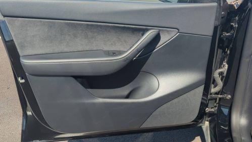 2022 Tesla Model Y 7SAYGDEF0NF487876