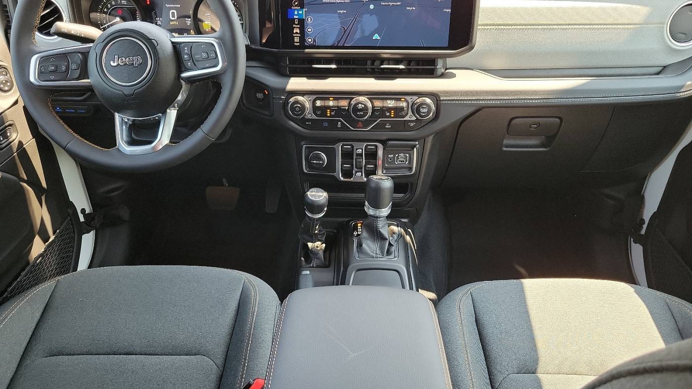 2024 Jeep Wrangler 1C4RJXP6XRW237354