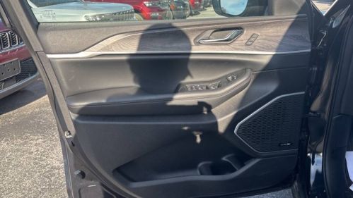 2024 Jeep Grand Cherokee 1C4RJYB60RC106030