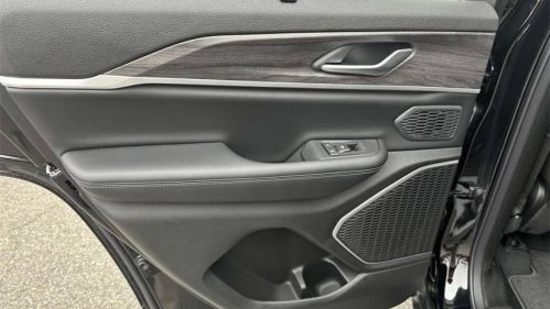 2024 Jeep Grand Cherokee 1C4RJYB61RC114413