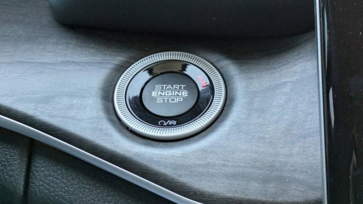 2023 Jeep Grand Cherokee 1C4RJYB64PC664895