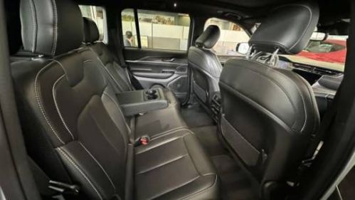 2024 Jeep Grand Cherokee 1C4RJYB65RC107139