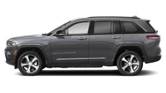 2025 Jeep Grand Cherokee 1C4RJYB60S8690597
