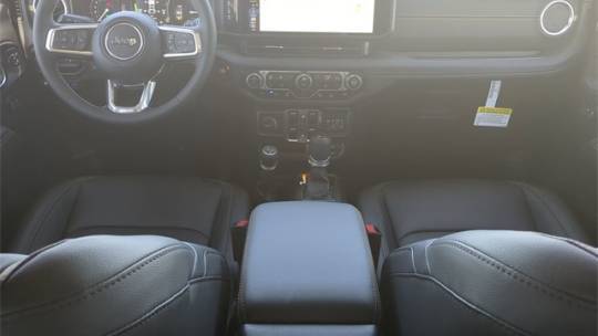 2025 Jeep Wrangler 1C4RJXP68SW557441