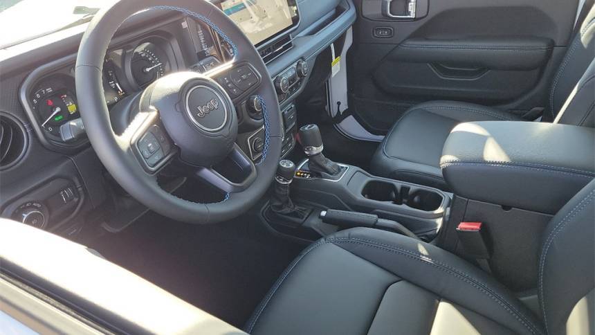 2025 Jeep Wrangler 1C4RJXR66SW519848