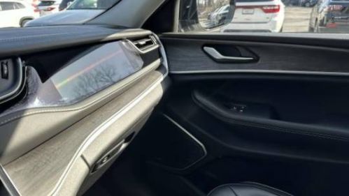 2023 Jeep Grand Cherokee 1C4RJYB62PC670839