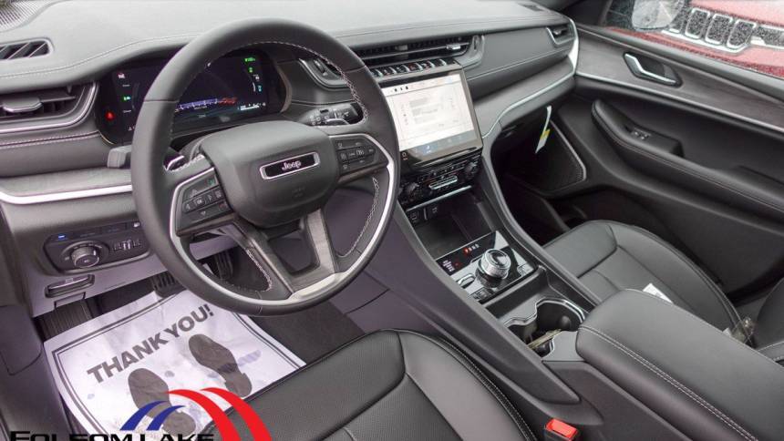 2024 Jeep Grand Cherokee 1C4RJYB66R8601920
