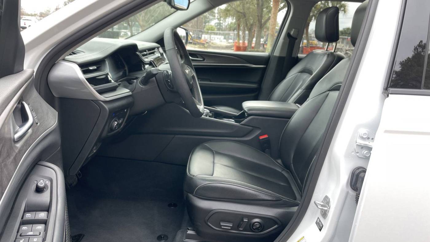 2023 Jeep Grand Cherokee 1C4RJYB67P8785732