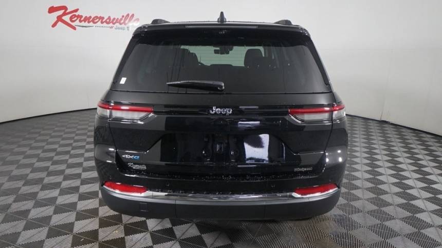 2024 Jeep Grand Cherokee 1C4RJYB64RC711703