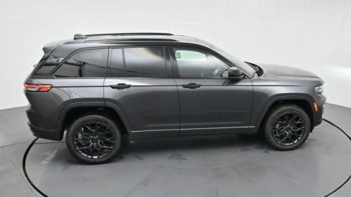 2025 Jeep Grand Cherokee 1C4RJYE65S8680062