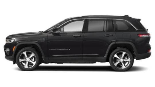 2025 Jeep Grand Cherokee 1C4RJYB60S8690602