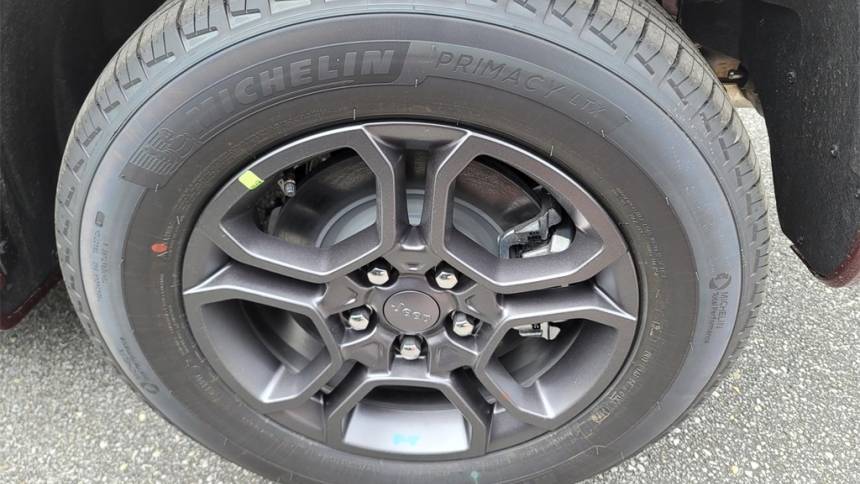 2025 Jeep Grand Cherokee 1C4RJYB69S8639423