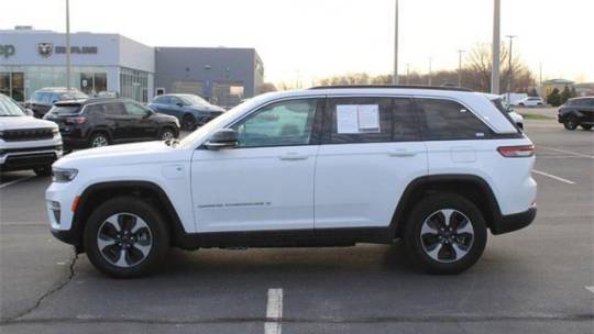 2024 Jeep Grand Cherokee 1C4RJYB69RC106043