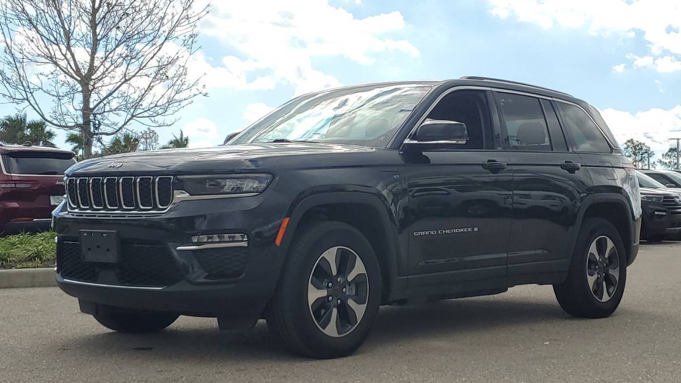 2023 Jeep Grand Cherokee 1C4RJYB69PC626191