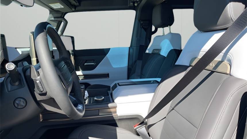2024 GMC HUMMER EV SUV 1GKB0NDE3RU111681