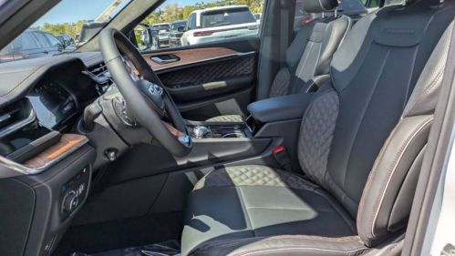 2025 Jeep Grand Cherokee 1C4RJYE63S8690346