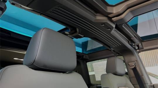 2024 GMC HUMMER EV SUV 1GKB0NDE4RU108496