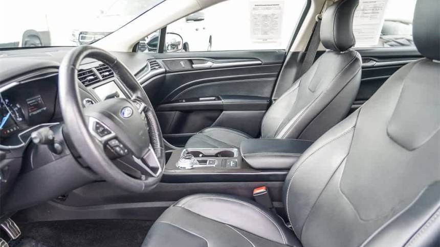 2018 Ford Fusion Energi 3FA6P0SU6JR246113