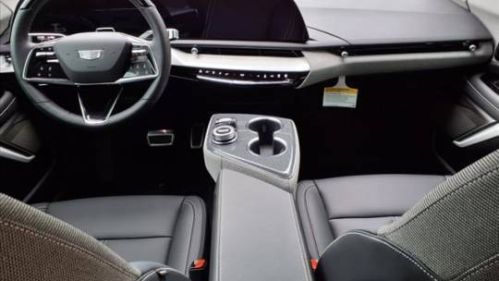 2025 Cadillac OPTIQ 3GYK3BMR2SS172461