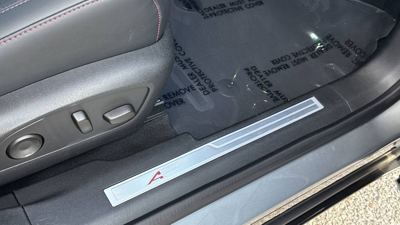 2024 Acura ZDX 4W5KHNRL2RZ501592