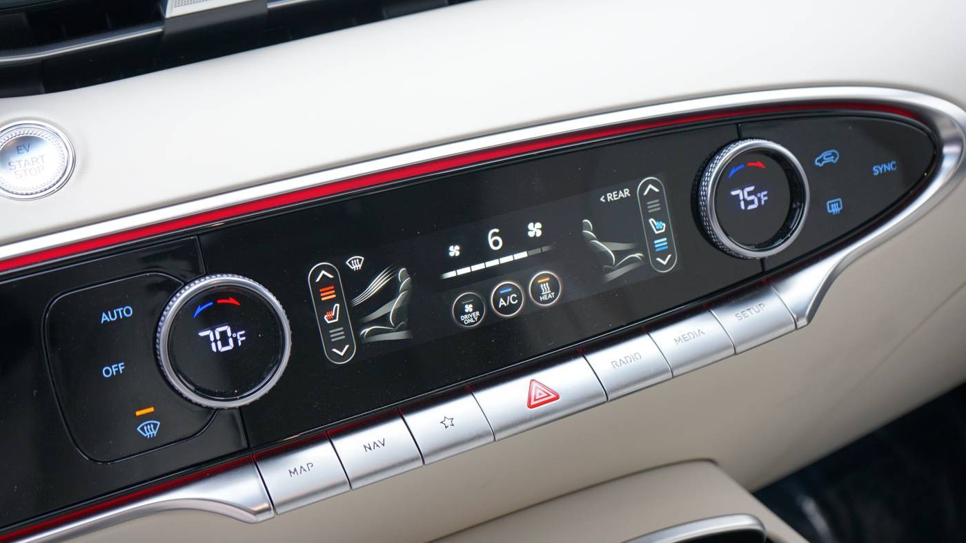 2024 Genesis Electrified GV70 5NMMCET17RH001640
