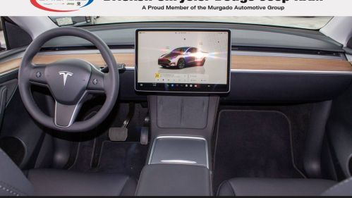 2024 Tesla Model Y 7SAYGDED7RF159942
