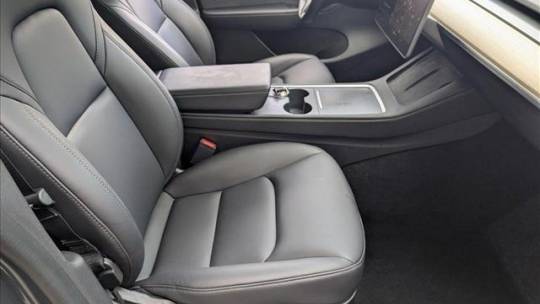 2023 Tesla Model Y 7SAYGDEE0PF586594