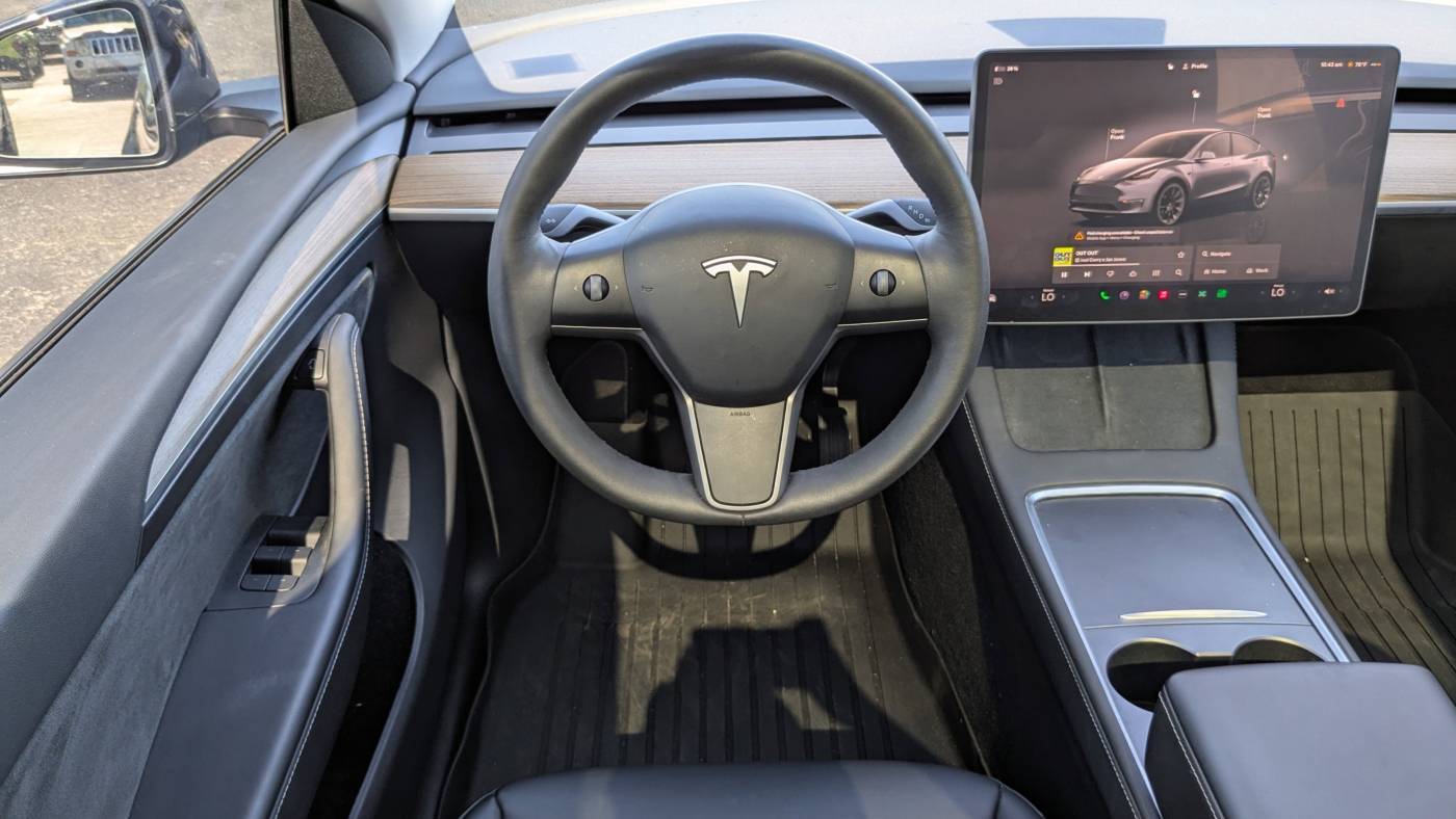 2023 Tesla Model Y 7SAYGDEE6PA048205