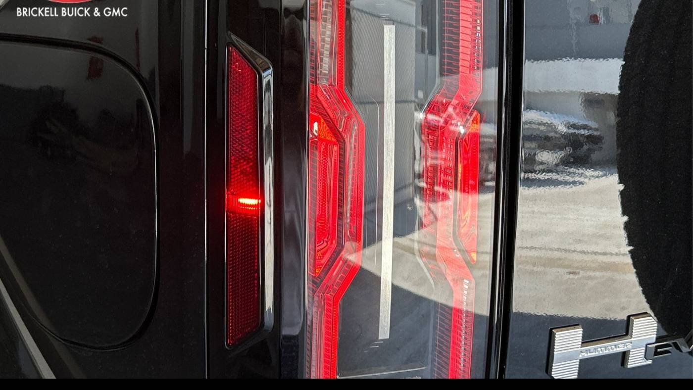 2025 GMC HUMMER EV SUV 1GKB0NDE4SU100484