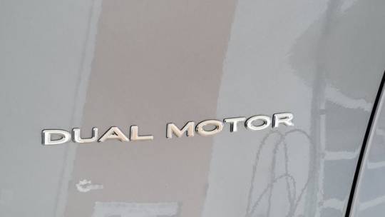 2025 Tesla Model Y 7SAYGDEE1SF253409