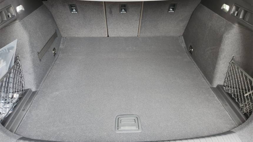 2025 Audi Q6 e-tron WA122BGF0SA027344