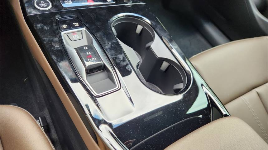 2025 Audi Q6 e-tron WA122BGF0SA027344