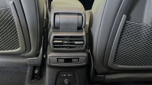 2025 Audi Q4 e-tron WA12UBFZ6SP031949
