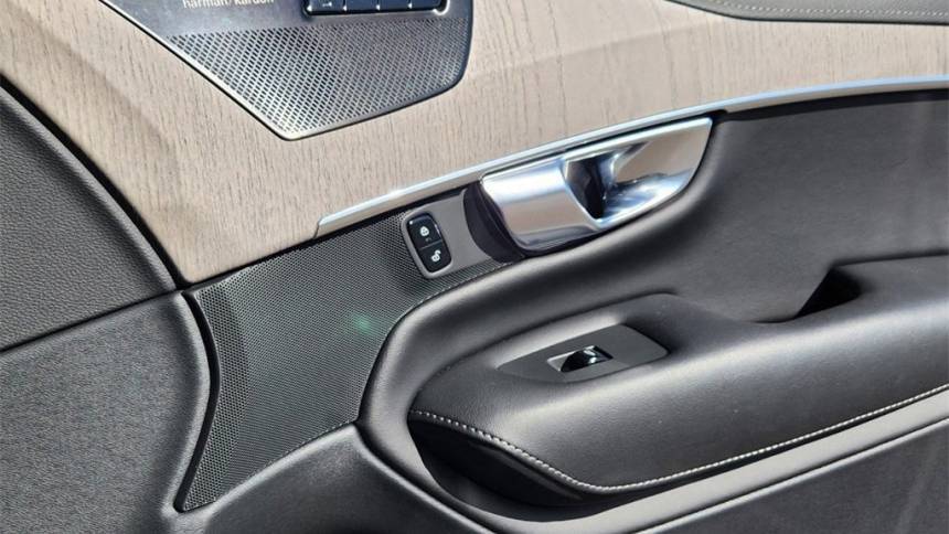2022 Volvo XC90 YV4BR0CL3N1806773
