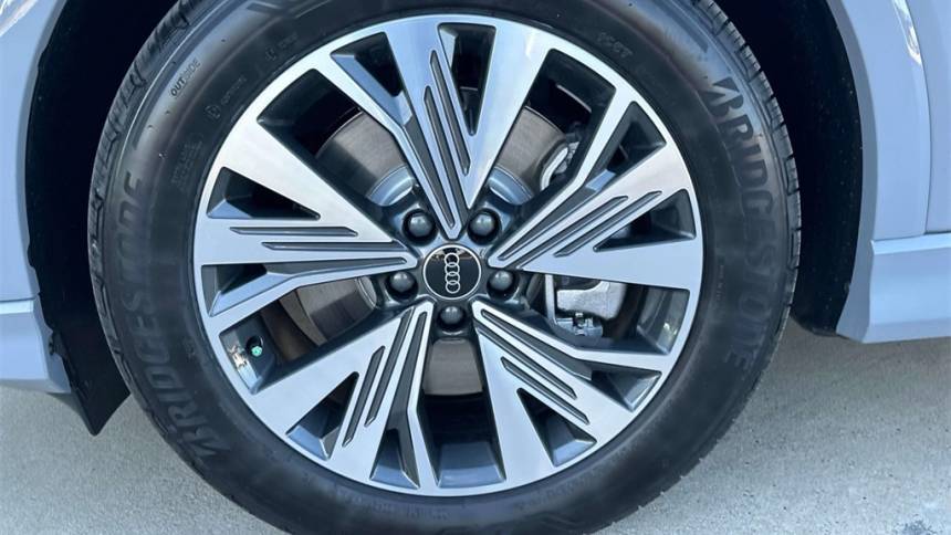 2025 Audi Q4 e-tron WA1B5BFZ2SP028236