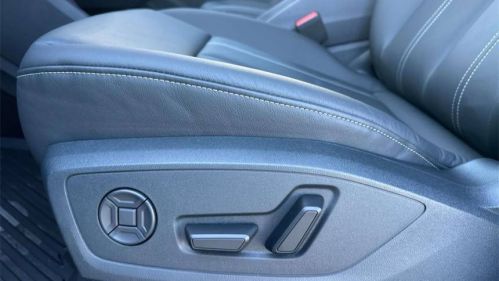2025 Audi Q4 e-tron WA1B5BFZ2SP028236