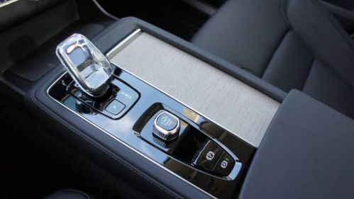2025 Volvo XC90 YV4H60PB5S1371402
