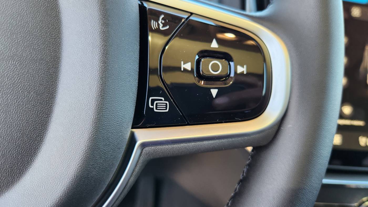 2025 Volvo XC90 YV4H60PG8S1371499